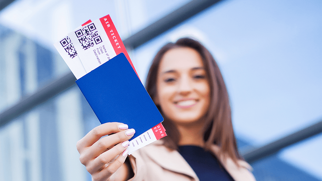Canada Express Entry vs PNP: Which Is Better for Qatar Residents